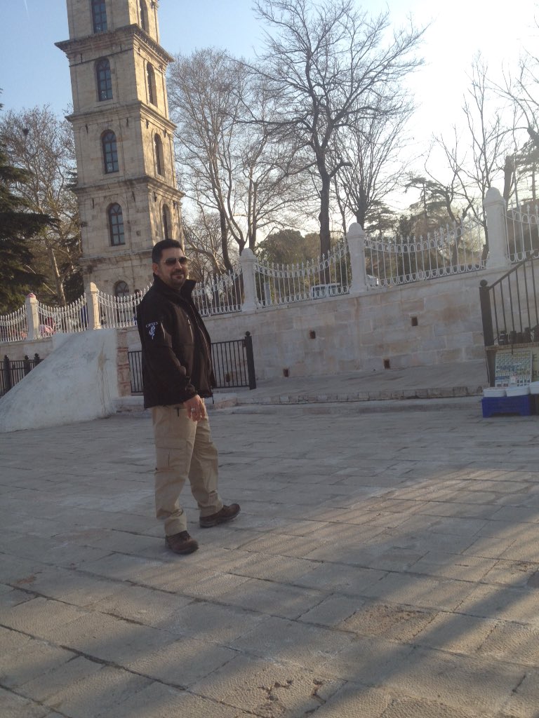 Bilgehan (@batuelam) on Twitter photo 