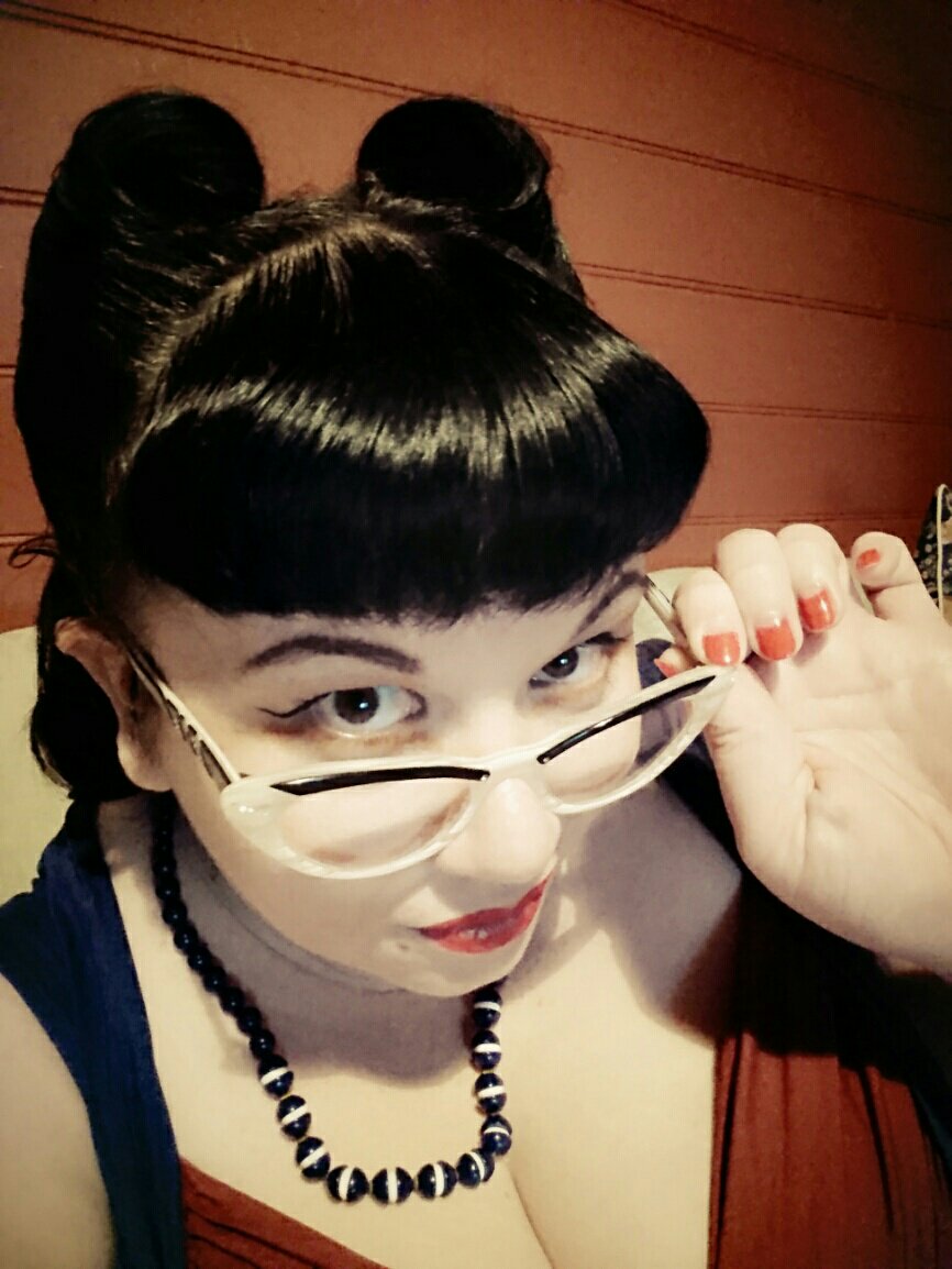 Ms_Atreides's tweet photo. Hope everyone had a fab holiday season, and a Happy New Year! #nye #femdom via #Camera360# https://t.co/N0uxlJllqM