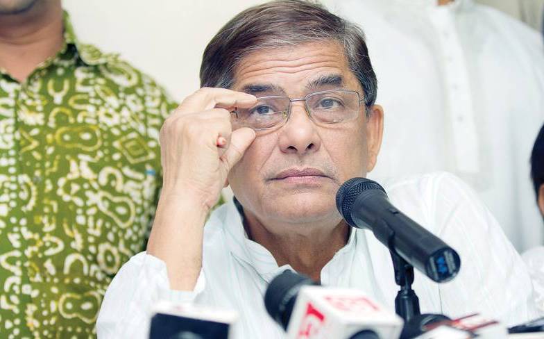 DhakaTribune's tweet photo. #BNP demands resignation of #EC, govt https://t.co/GGeBj3Pvl0
#MunicipalityPolls https://t.co/QbofN9eLLQ