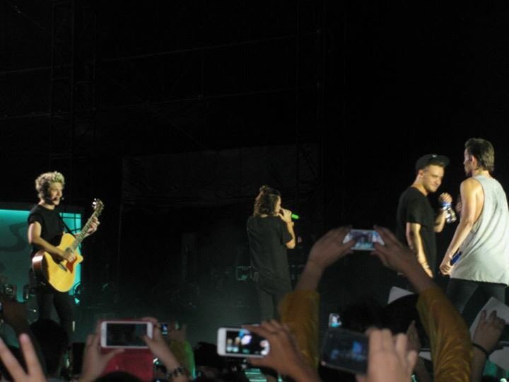 StanLegendsz's tweet image. My #SpinnrExperience was hella amazing #Spinnr1D the lads never failed to put smile on my face they were awesome 😍😍