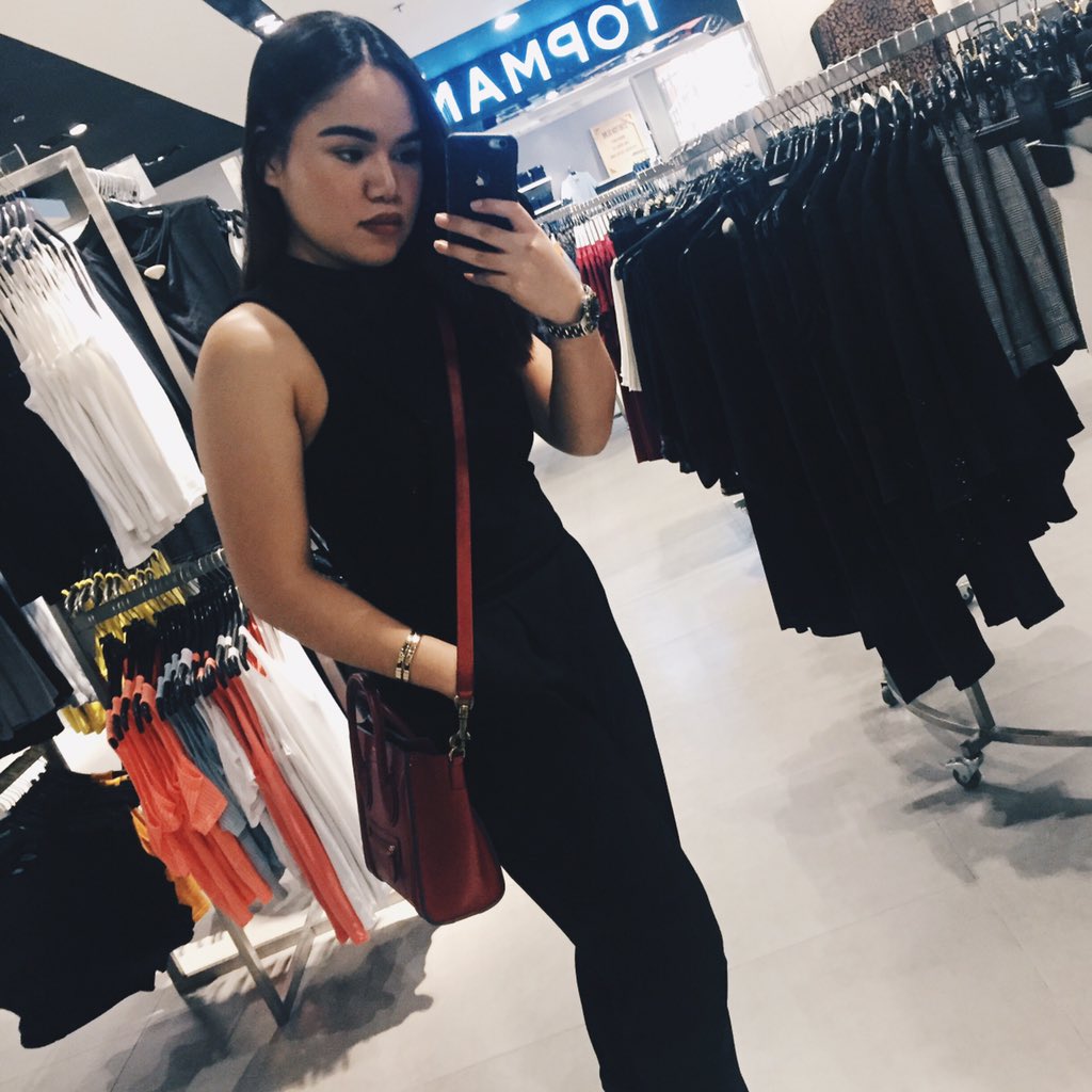 AlexandraJosefa's tweet photo. All black #itagoangtaba #HappyNewYear 🎉💖 https://t.co/wU5MBuipOT