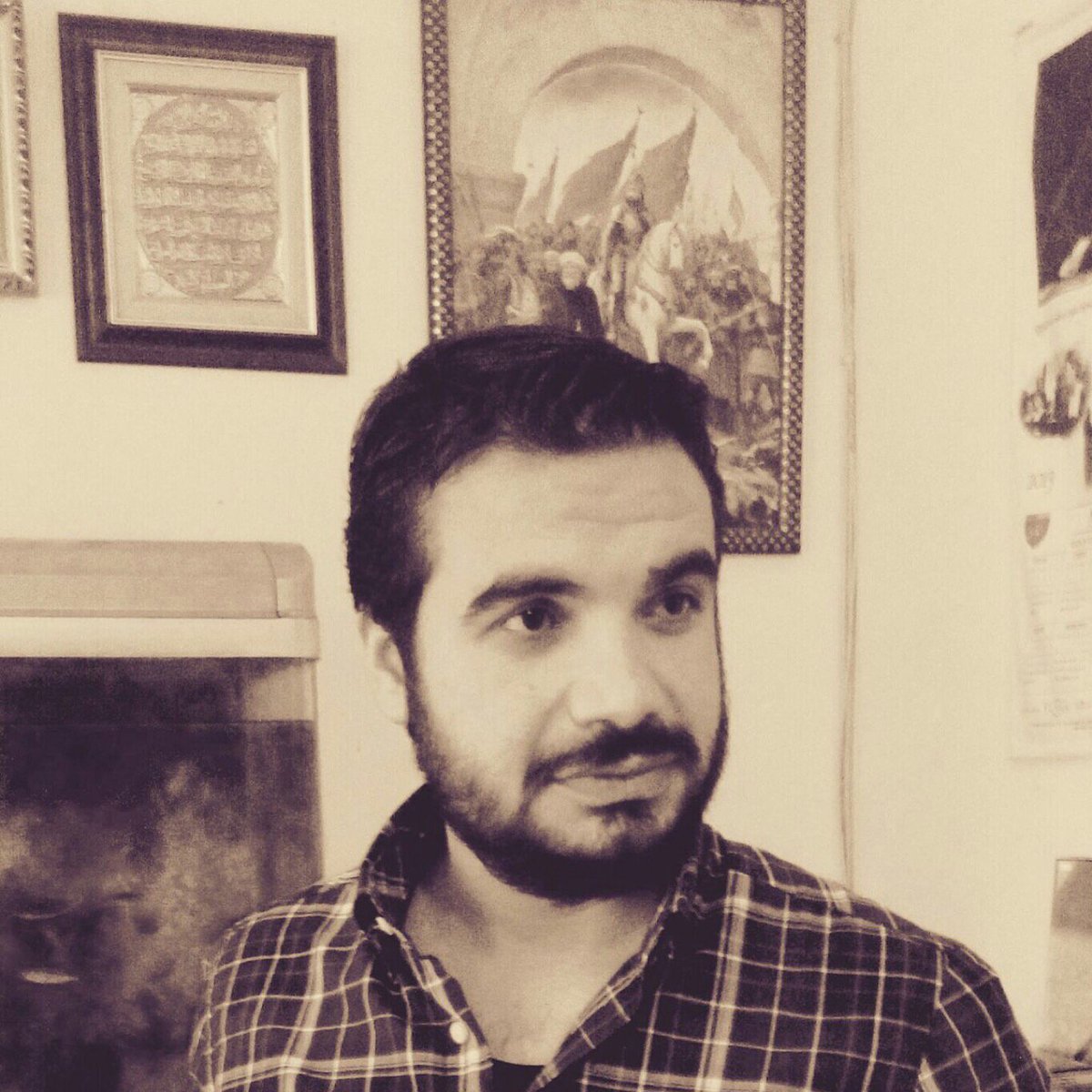 mhmt_ipek's tweet photo. #üşüyen #bir #halk #için #kar #asla #romantik #yağmaz (@ İPEK MEDİKAL SAĞLIK ÜRÜNLERİ) https://t.co/2q3qQddK4I https://t.co/khHe61DIrL