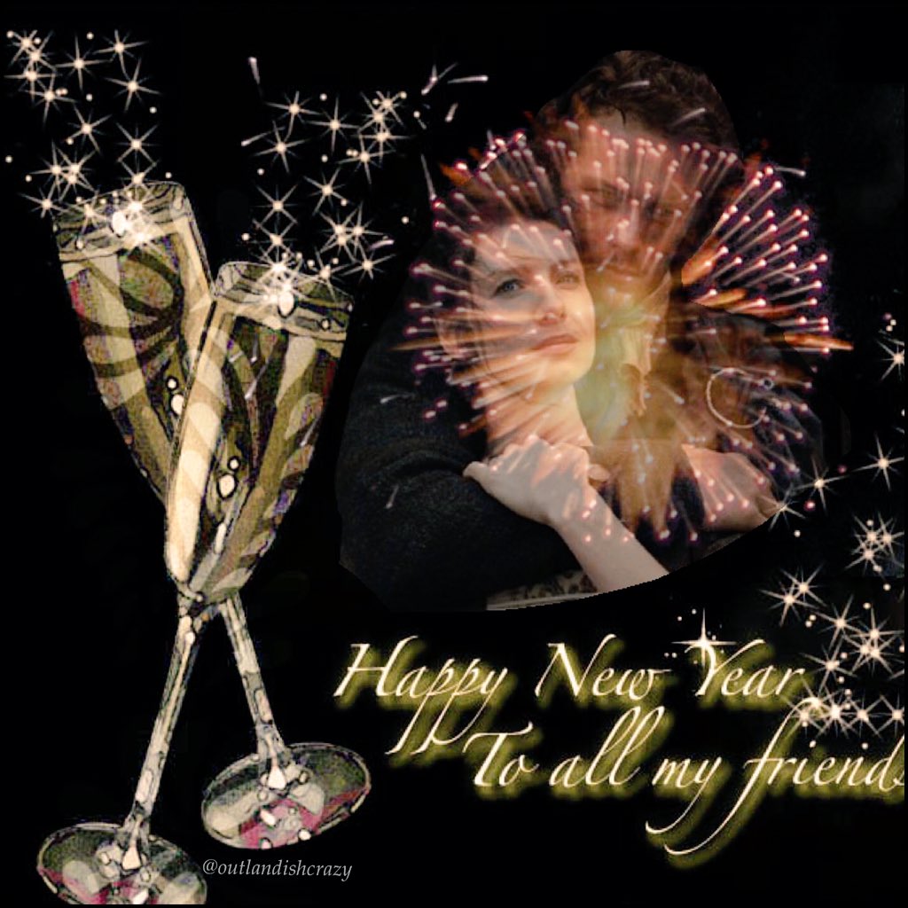 OutlandishCrazy's tweet photo. #HappyNewYear to the entire #Outlander family @caitrionambalfe @Writer_DG @SamHeughan @grahammctavish @TobiasMenzies https://t.co/EvTG15Bhp5