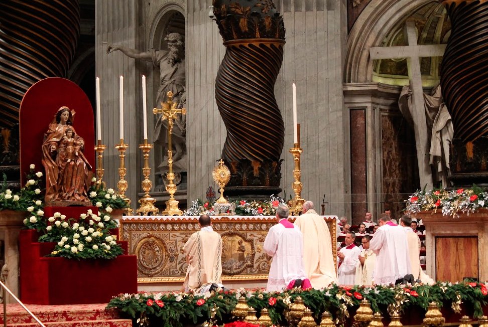 No olvidemos días de violencia y muerte en 2015: papa Francisco - CXk2WGdWQAA3436