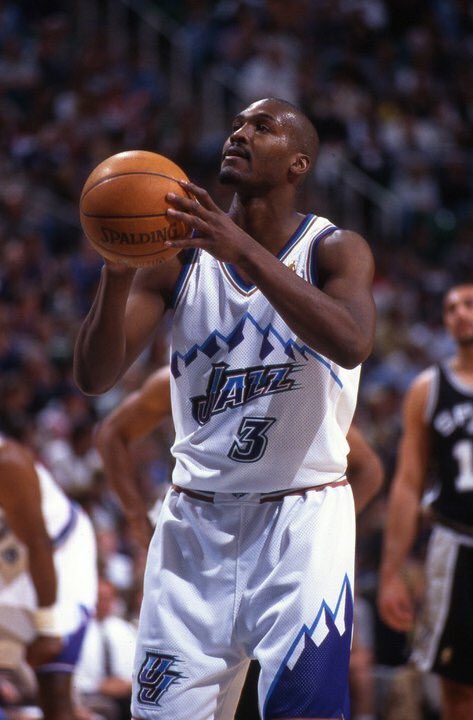 Happy Bday to my business colleague  and friend NBA Vet Bryon Russell!  get ready for China round 2 boss! 