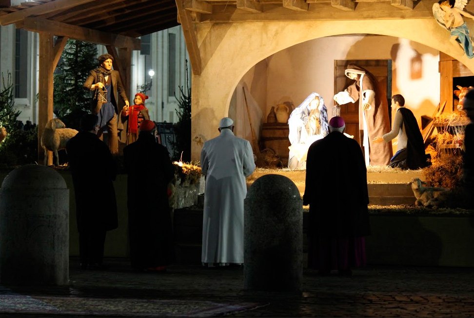 No olvidemos días de violencia y muerte en 2015: papa Francisco - CXk4ierWkAEnNz-