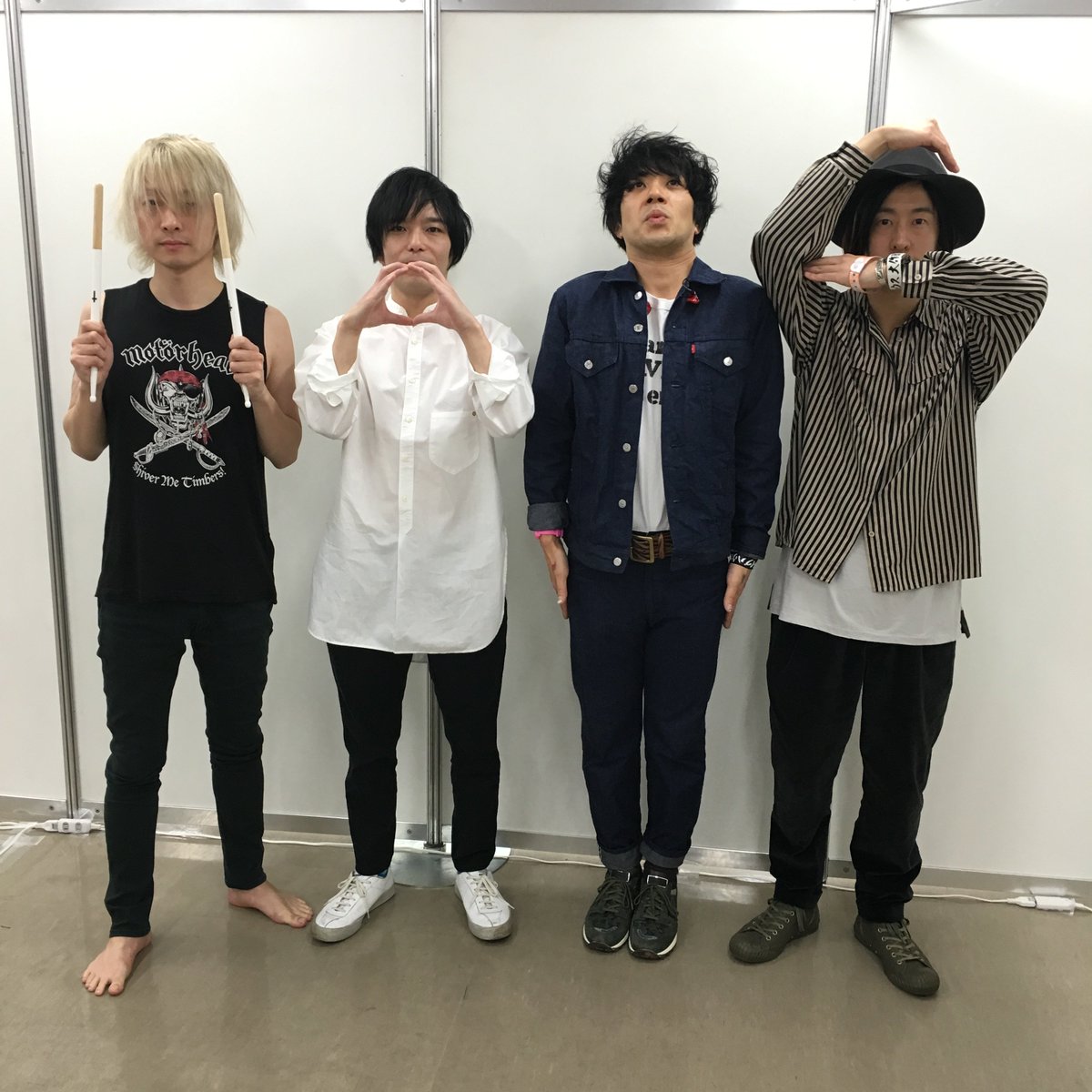 straightenerjp's tweet photo. Happy New Year!!
今年もストレイテナーの音楽と共に!! https://t.co/Gon7EQ7vDF