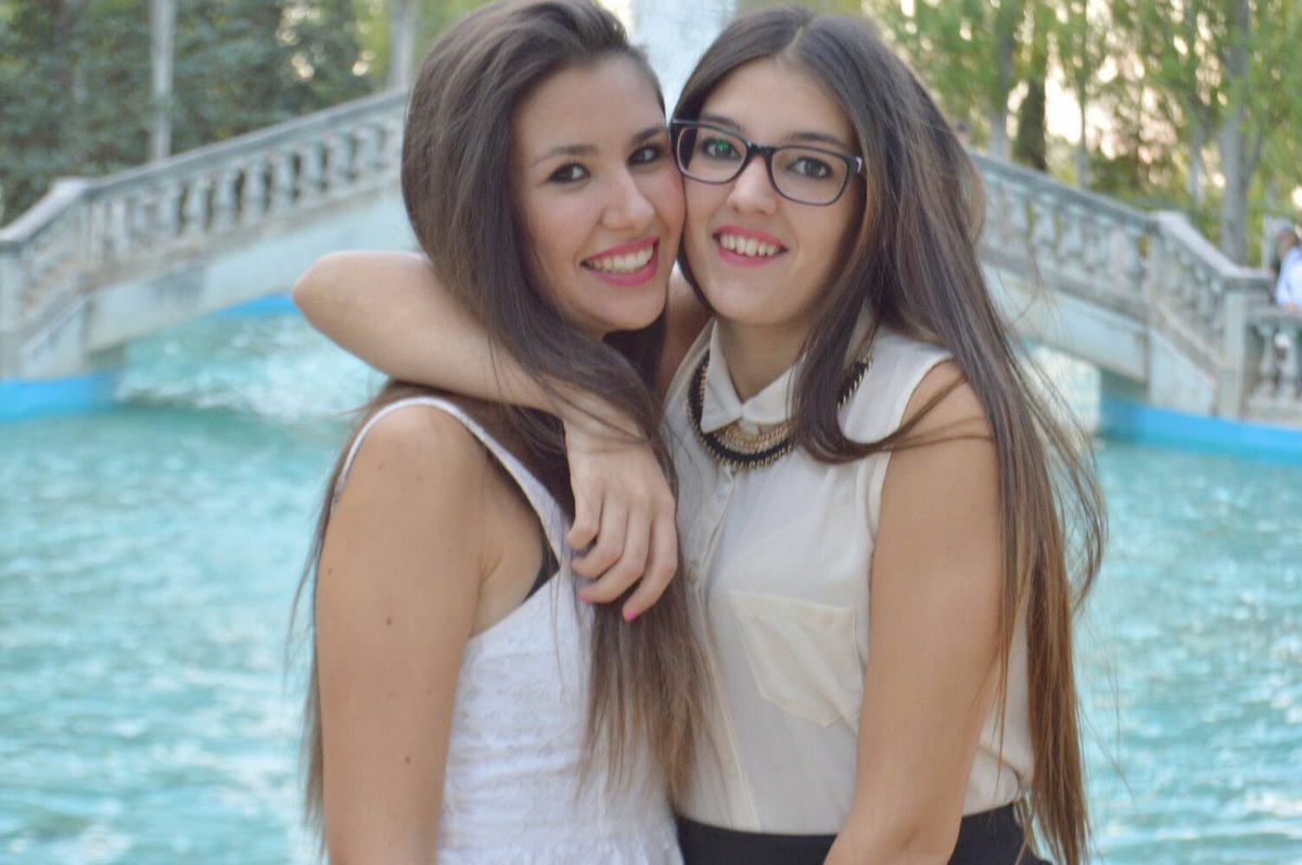 Andreaa_Breea's tweet photo. Por un 2016 al lado de mis guerreras. ∞ https://t.co/6TBCExZXL3