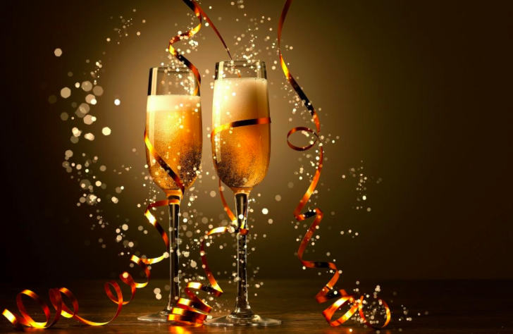 BLOOMGROUPRE's tweet photo. Check out the #NYE parties in #Visalia here: https://t.co/QCOaTv3AFT #NYE2016 #BLOOMgroup #GrowWithUs https://t.co/ERWuHP5aBP