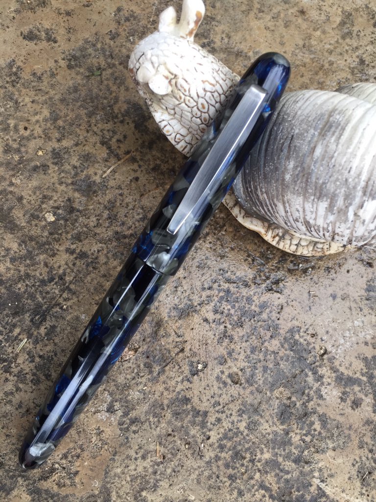 Happy New Year From Tracey and me at Hooligan Pen