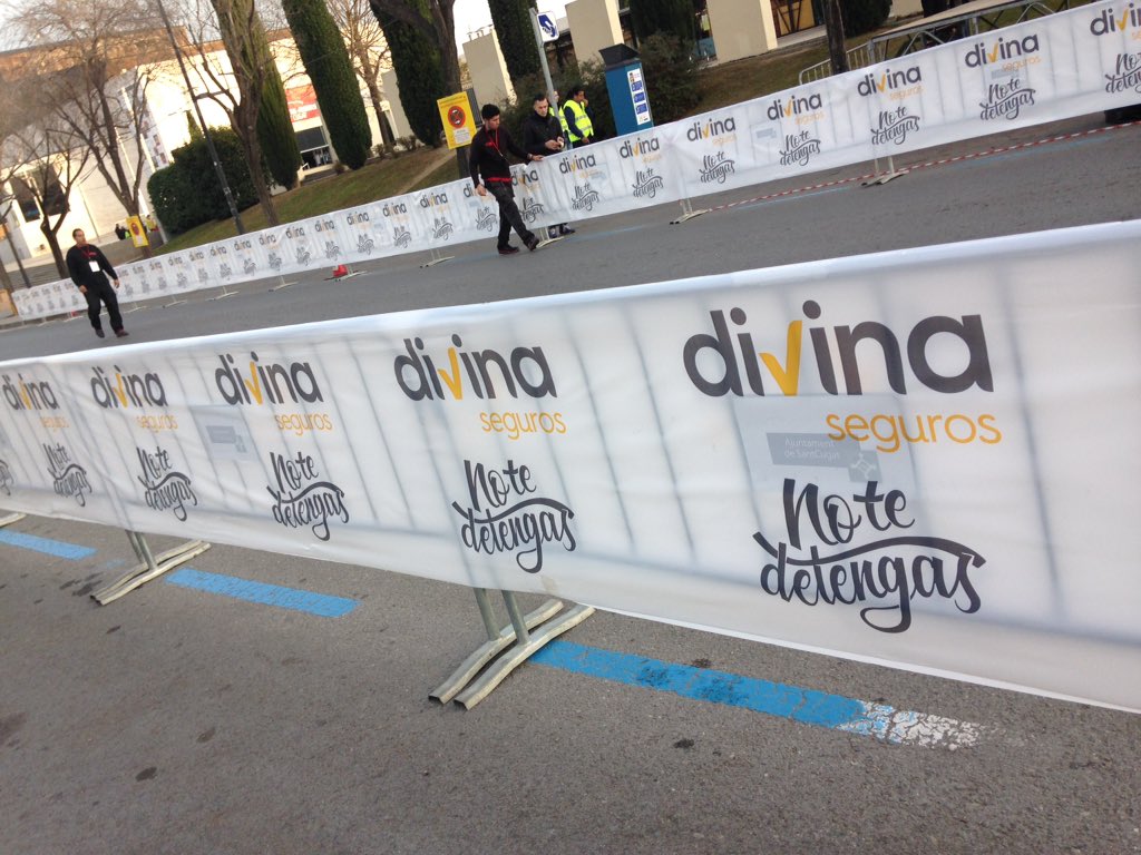 Tot a punt per començar la festa de la <a href="/SantSilvestre/">Sant Silvestre Racc Badalona</a>, temperatura primaveral per gaudir encara més!