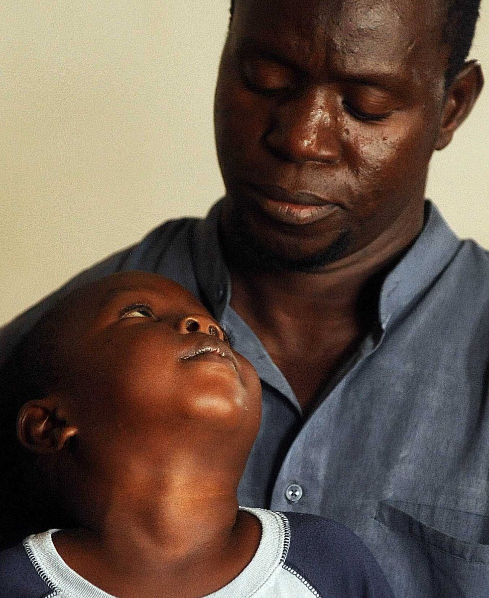 WellbodySL's tweet photo. Help save lives in Kono District, Sierra Leone in 2016 with an end of year gift https://t.co/uw4pN9OLyJ https://t.co/uKPomTQoh1