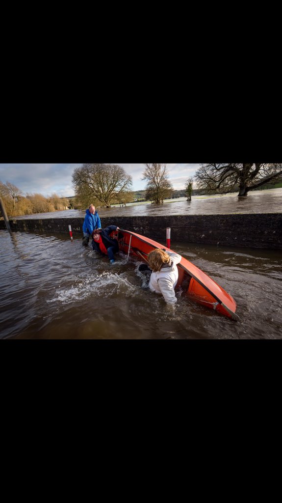 Insert your own water-charges-related gag here... An Táin-uisce Joan Burton #Joan #Capsized