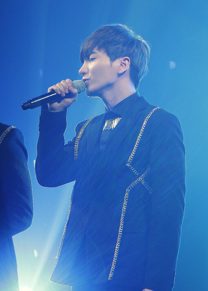 pjsdotcom's tweet image. 여러분 새해 복 많이 받으세용♡ 2015년에도 너무 감사드렸고 2016년에도 오빠와함께 조금 더 열심히 할테니 여러분들도 항상 옆에서 함께해주세요💕건강하세용ㅎㅎHappy New Year💖