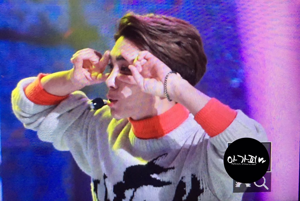 151231/160101 Jonghyun @ MBC Gayo Daejejun. CXkQxSdUQAIuIh6