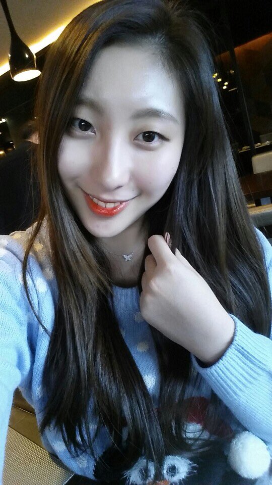 늦었지만 생일축하해주신 분들 너무감사드리구요~~ㅎㅎ 새해복마니받으세여!:)