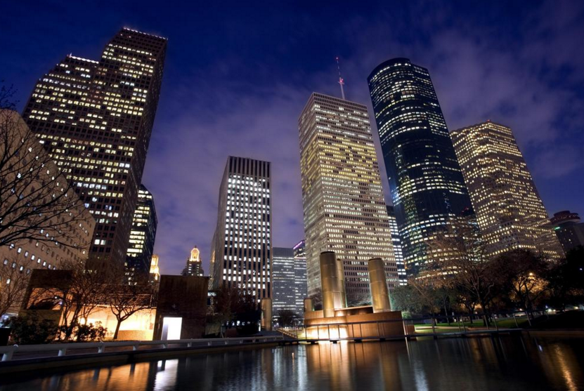 HBJJeff's tweet photo. Hang in your jammies and read our biggest stories in #cre from last year https://t.co/YugUoZ5vSc https://t.co/6QLjqyMExM