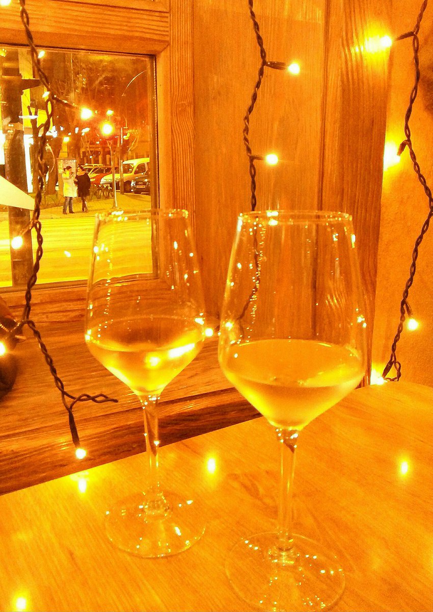 Noehvic's tweet photo. Feliz 2016!! @danniMtnez https://t.co/VJ8XCoOy36