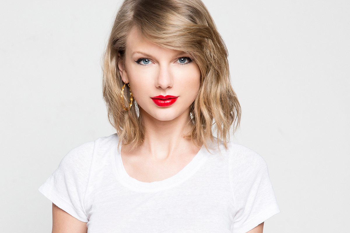 TuRevis's tweet photo. ¡#TaylorSwift mostró un adelanto de #OutOfTheWoods!
https://t.co/fIs44fHamF https://t.co/glIUlplQhE