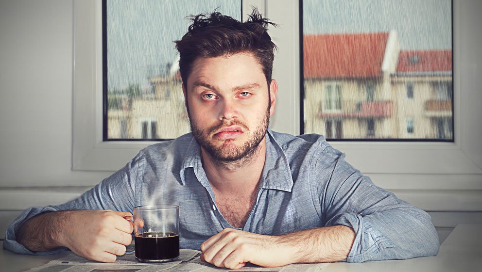 Know's tweet photo. An estimated 20% to 25% of people are immune to hangovers. https://t.co/OmZgv8VFXS