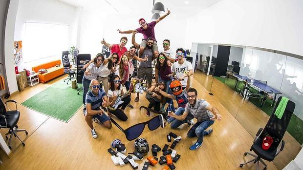 abc_es's tweet image. .@HawkersCo, las gafas de sol que más están dando de qué hablar ww.abc.es/WuHXc