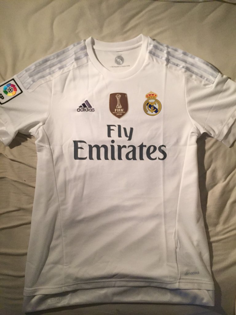 AndreasSvae's tweet photo. 2016!

Vil du vinne denne Real Madrid-drakten med Ødegaard bak? 

Det eneste du trenger å gjøre er å retweete denne! https://t.co/JN9blsdCpo