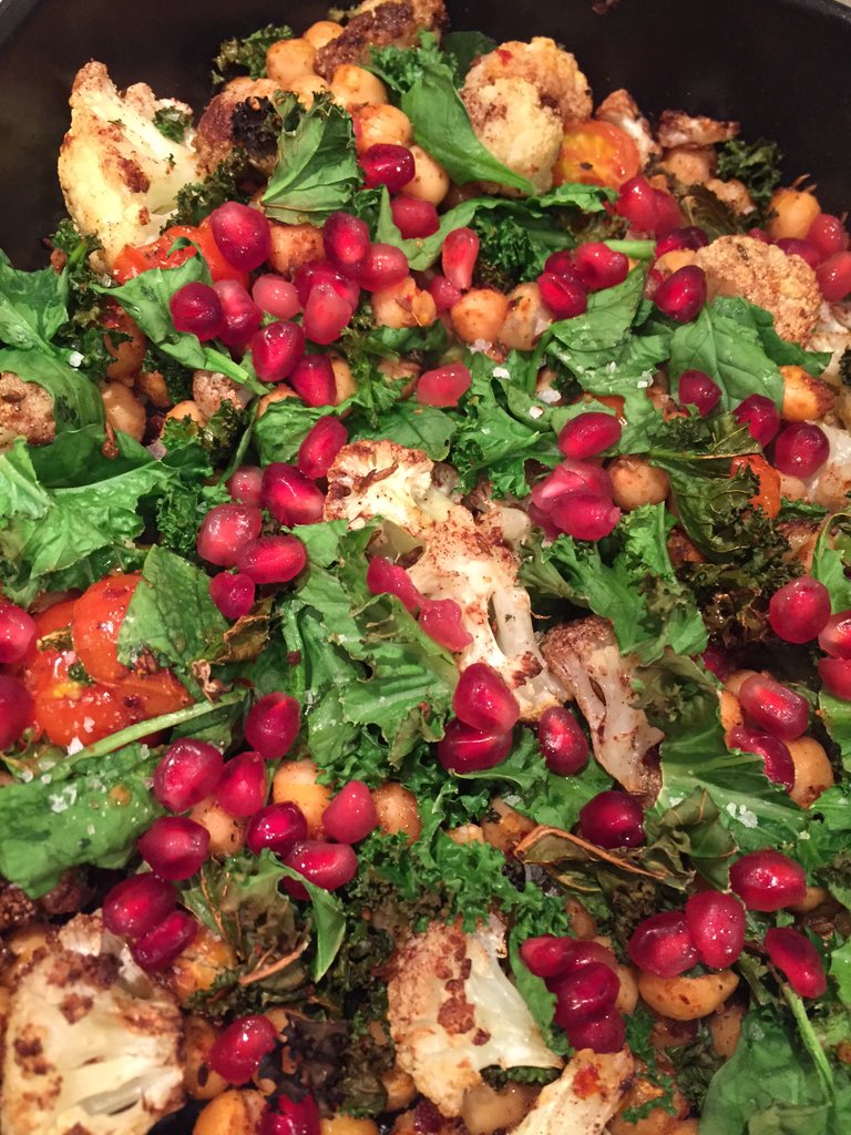 VeggieNI's tweet photo. Last dinner of 2015. Looking forward to an energetic, lean, green 2016. https://t.co/vjCsUzKSm2