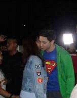 Aside from the shirt, what else do they have in common? 
HAPPY BIRTHDAY    