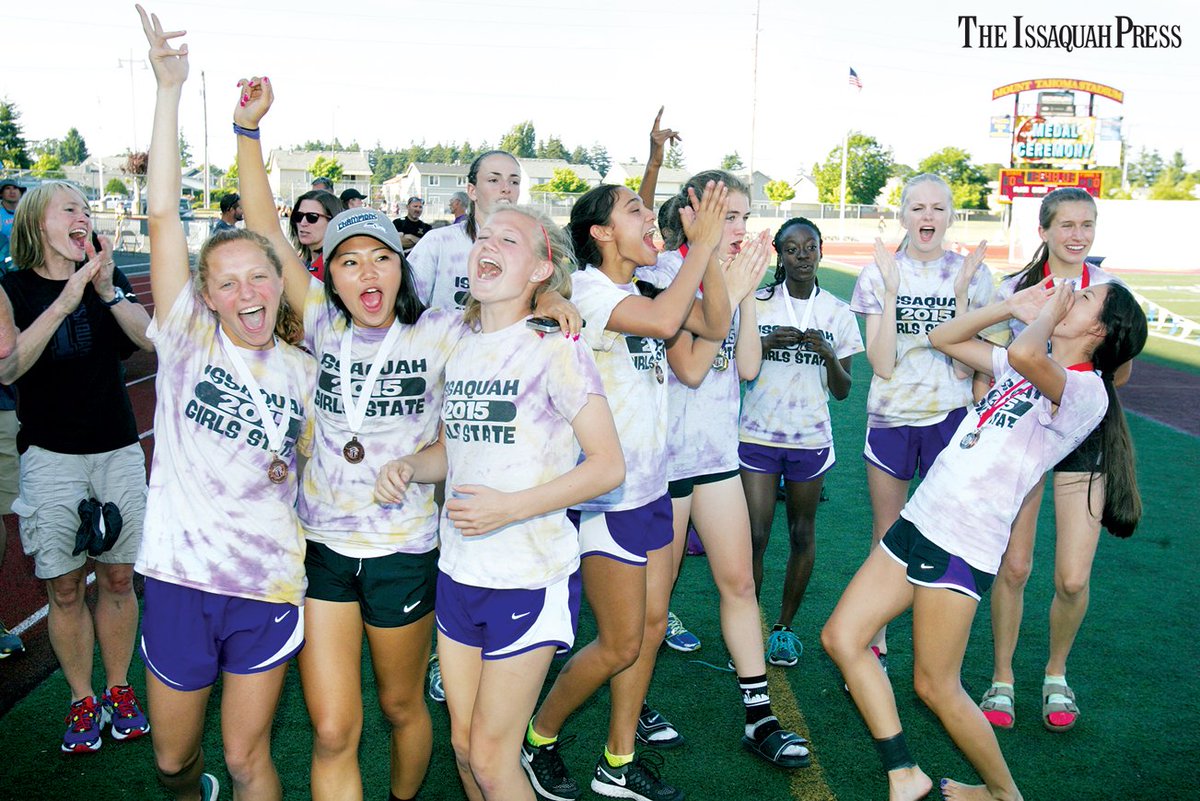 issaquahpress's tweet photo. The year in sports — Eagles, Patriots, Spartans all have moments of glory in 2015: https://t.co/ASwAEmOmJ5 #IssPreps https://t.co/4kSFCjEKrU