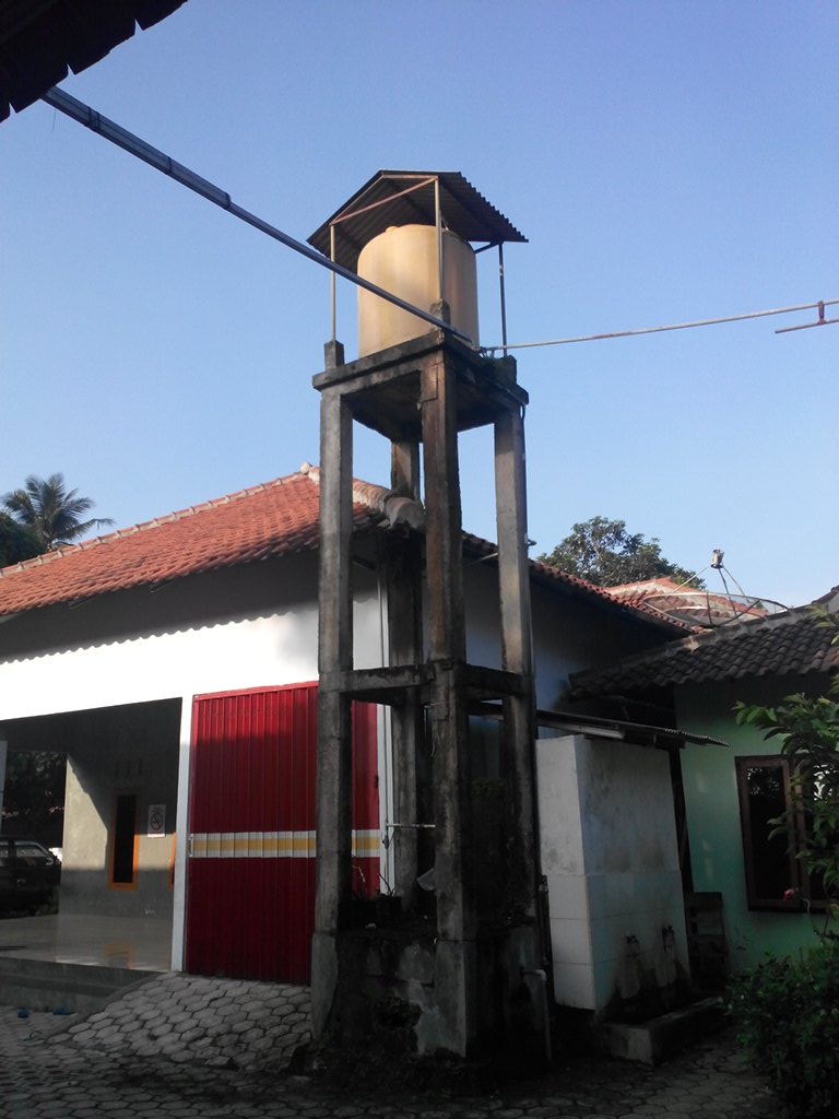 Ini adalah menara yang berisikan Air didalamnya :)