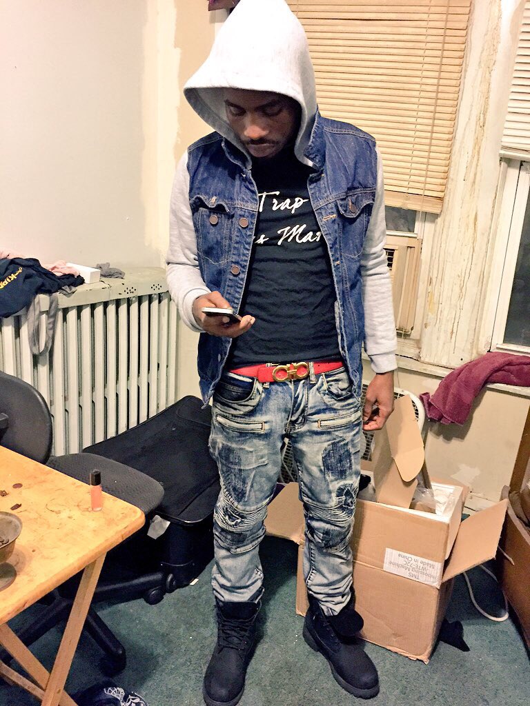 ronn__2x's tweet photo. #BandoBoy๐ #TrapLivesMatter ๐๐๐๐ธ๐ธ๐ธ๐๐ https://t.co/4Ps3TIkIZB