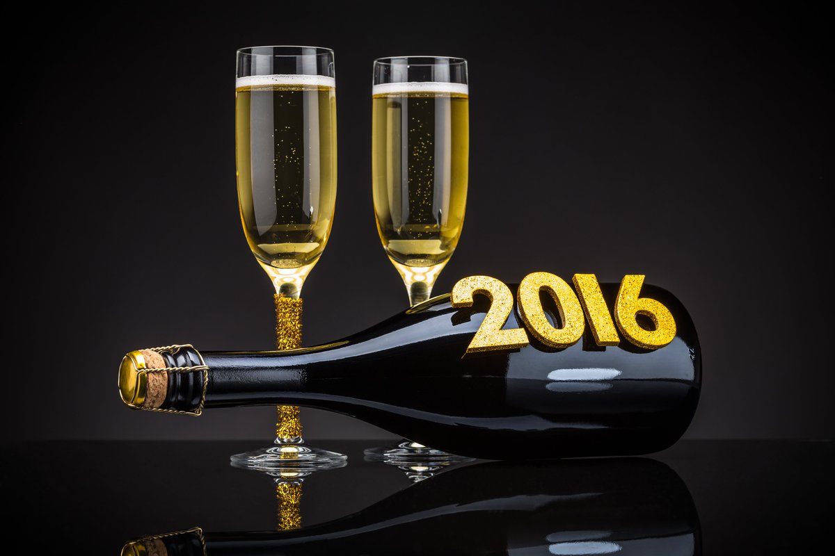slacktime's tweet photo. HAPPY NEW YEAR 2016!!! https://t.co/hbxk4ALgJx