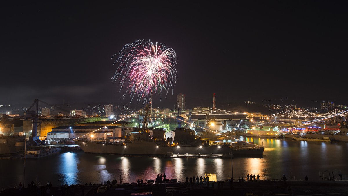 Sailors observe fireworks behind #USSBenfold to celebrate 2016 in  Yokosuka, #Japan. #NavyNewYear
