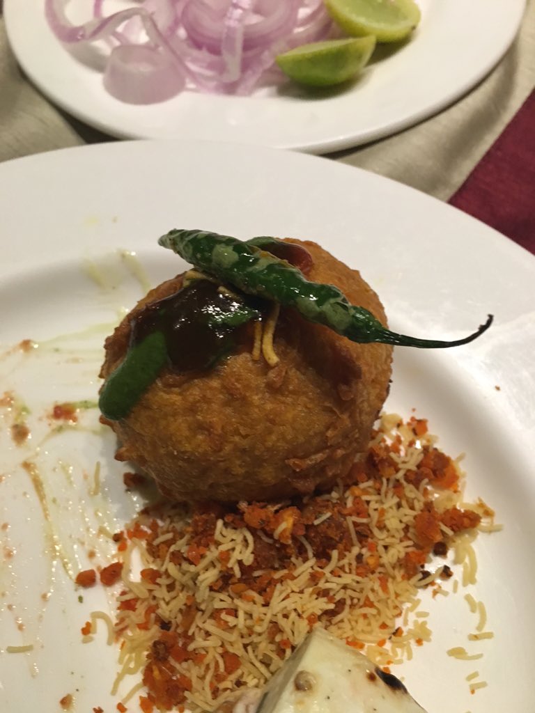 rikisuch's tweet image. At #masalalibrary @Zomato @burrp @tc_Mumbai @RashmiUdaySingh @chefritudalmia