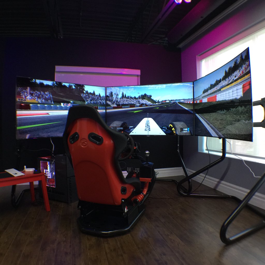 UnboxTherapy's tweet photo. Kinda lit https://t.co/csuRA2yB6C