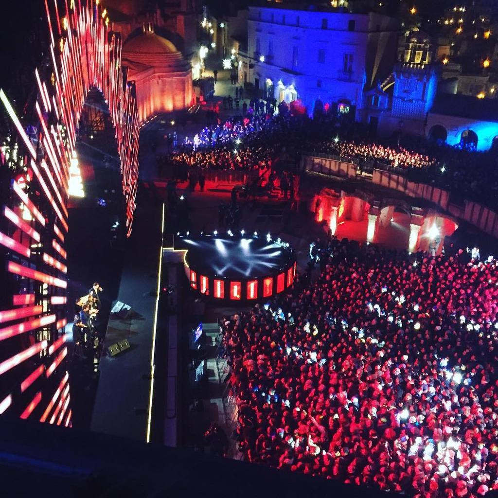 ComeToBas's tweet photo. E si comincia #lannocheverrà2016 #ComeInBasilicata #lannocheverrà #capodannorai #matera2019 #annocheverra #capodann… https://t.co/NRqkOqwUWU