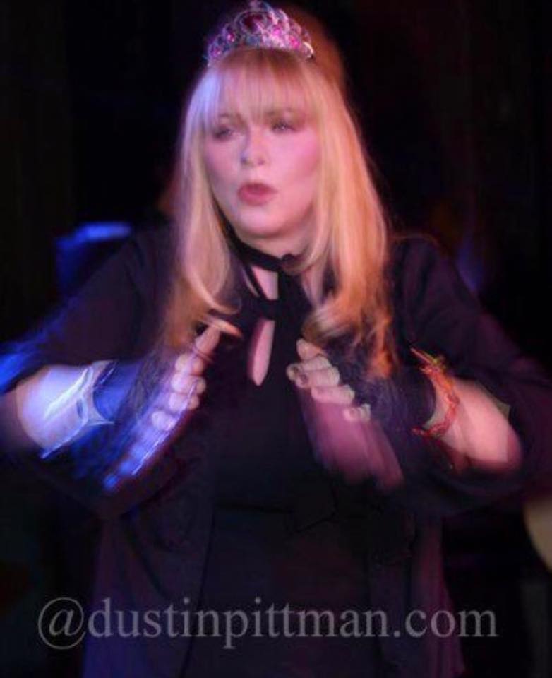 BebeBuellBand's tweet photo. Happy New Year, babies! 2016= BRING IT!A cosmic "NINE" year-YEAR OF THE MONKEY!#MagicNewYear #monkeyman #monkeywoman https://t.co/WEUolVr2eJ