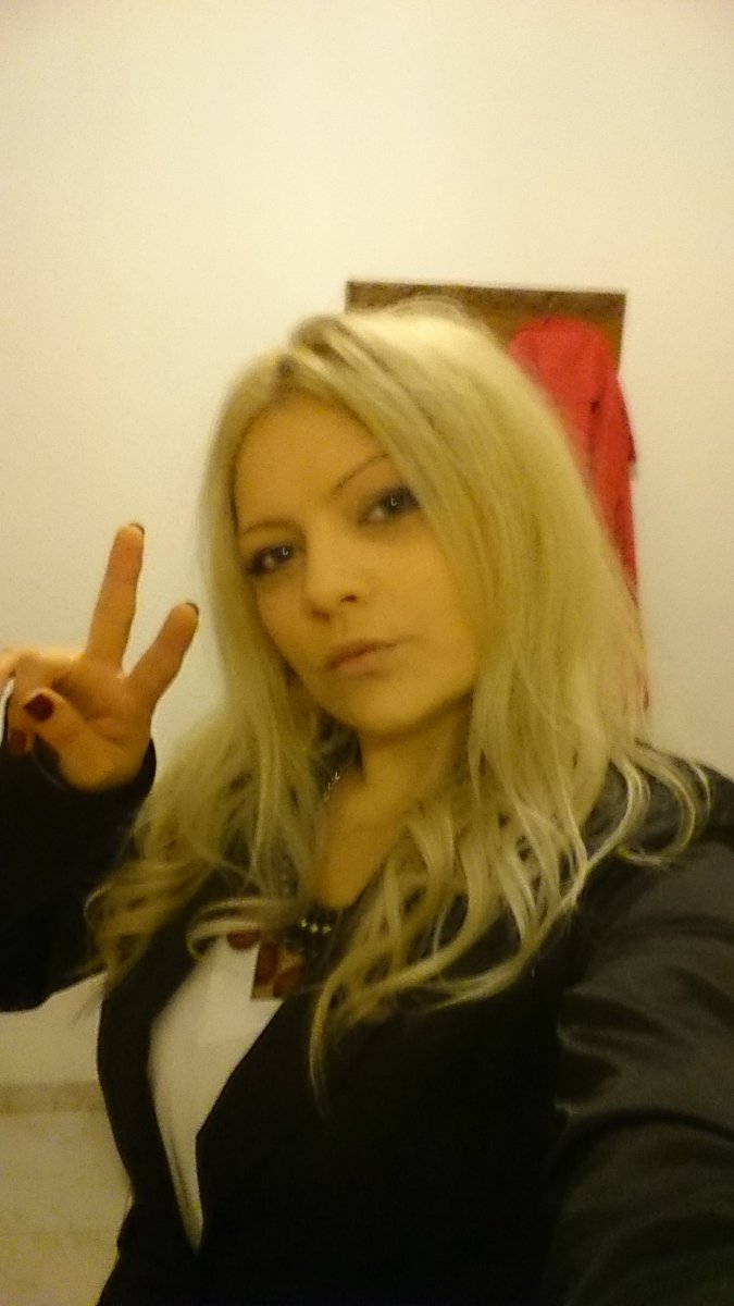 Ly_Di__'s tweet photo. I wish Happy New Year to all!!! #NewYear #HappyNewYear #NewYear https://t.co/jV0PoUmR9x