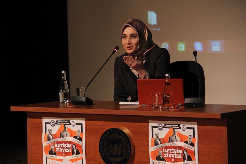degisimyonetimi's tweet photo. Marmara Üniversitesi İbrahim Üzümcü Konferans Salonu'nda "İletişim Zirvesi'15" düzenledik. #2015 https://t.co/g12RSmH7iD