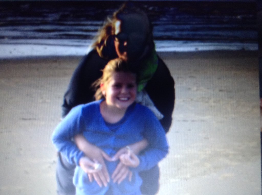 Quick5Laura's tweet image. Familie