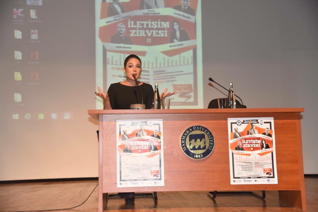 degisimyonetimi's tweet photo. TRT Ana Haber Spikeri @sevalcopur Marmara Üniversitesi #İletişimZirvesi'nde bizimleydi. #2015 https://t.co/WFRrHN0DIr