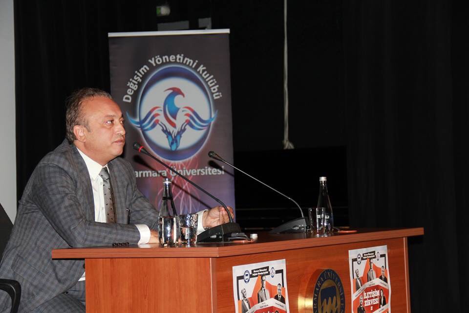 degisimyonetimi's tweet photo. Duayen TRT Spor Spikeri Levent Özçelik de #İletişimZirvesi'ndeydi. #2015 https://t.co/YWvmzpdMLN