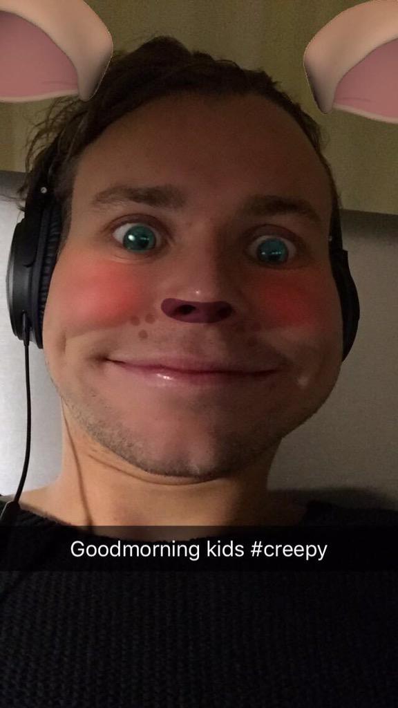 admirescaIum's tweet photo. Highlight of the year is when 5SOS joined snapchat! #2015With5SOS https://t.co/6GOtRgd0RC
