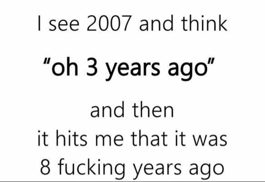 derya_horizon's tweet photo. And at midnight it'll be 9 years ago. #hellacrazy
Cheers to a Happy New Year everyone! Be safe ❤️ https://t.co/ixhMvB6fjD