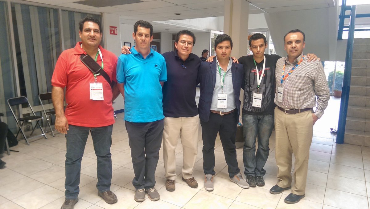 caxcan70's tweet photo. Participa comunidad @LABSOL_ @COZCyT1 en #Flisol2015 del Tec de León y nuevos amigos. #Abril2015 #Extraordinario2015 https://t.co/1fPUeUKSbZ