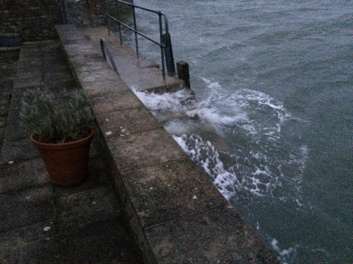 TimDavisA1's tweet image. Salcombe