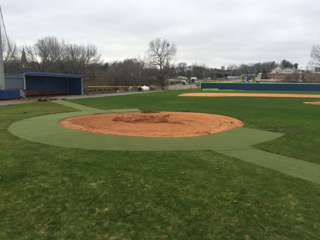 BaseballTwc's tweet photo. More facility upgrades taking place. New turf being laid in our locker room, walk ups and Halo around home plate. https://t.co/c4VWWJkuSy