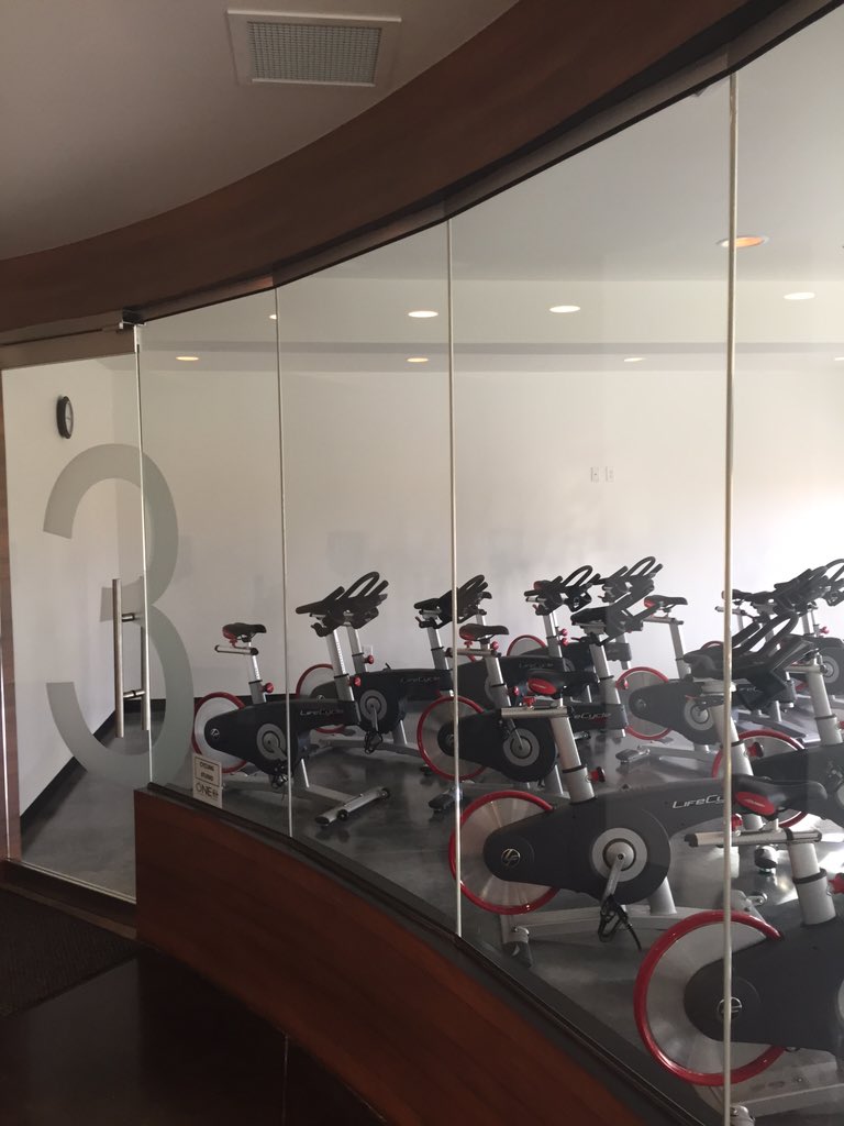 onefitomaha's tweet photo. Get fit at One fit! https://t.co/gfuFJwYPzg