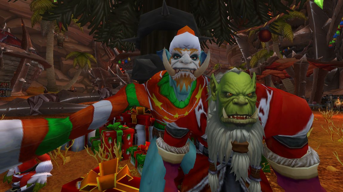Taterbobasaurus's tweet photo. SANTA SELFIES #Warcraft #Selfie #WorldTour2015 #MerryChrimbus https://t.co/4q8B0mD03I