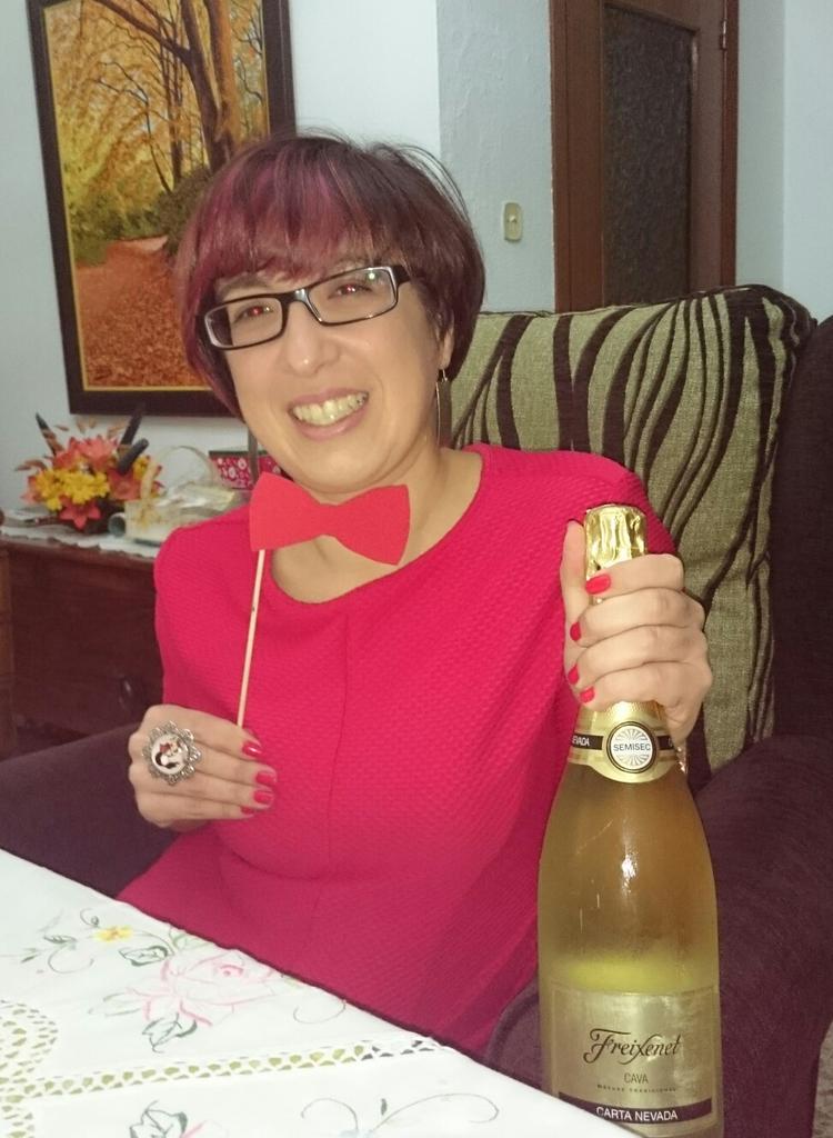vanerojasrdguez's tweet photo. Preparada para recibir el 2016 #lasuvasencsur https://t.co/175LaKHvRP